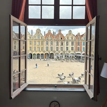 Апартаменты Beffroi's Cosiest Place Аррас